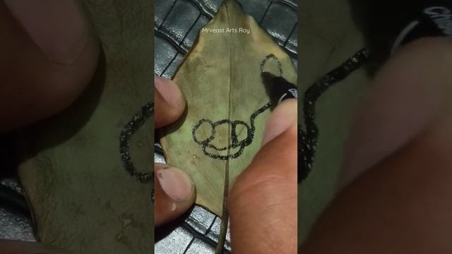 Drawing Donkey Head From One Line But On A Leaf #Art #aram_nabeel  #shorts