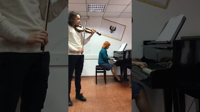 М. Скорик «Мелодія» учень Лейбович Іван (14 років)