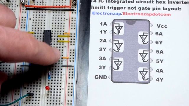 Quick NOT Gate 7414 74HC14 Hex Inverting Schmitt Trigger Integrated Circuit IC Demonstration