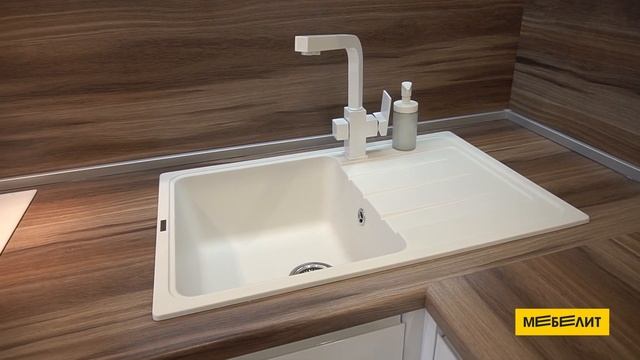 Кухня с фасадами в долговечной эмали