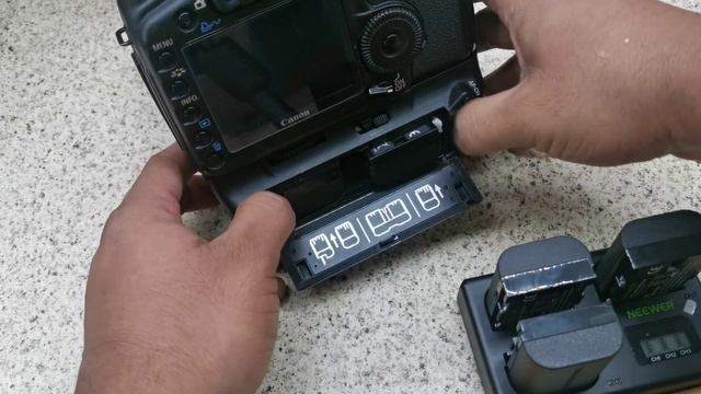 NEEWER LP E6NH Replacement Battery And USB Charger Set Review, Works Fine On My Canon 5D Mark II, I