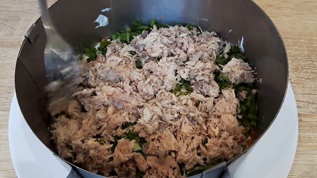 Салат из Консервированной Рыбы
