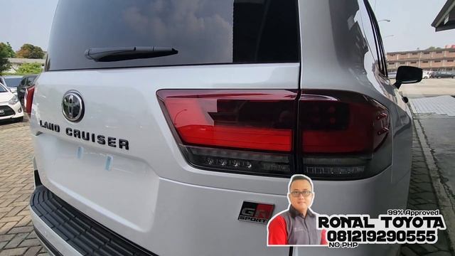 TOYOTA LAND CRUISER GR SPORT (Premium Color) WARNA PUTIH TAHUN 2023