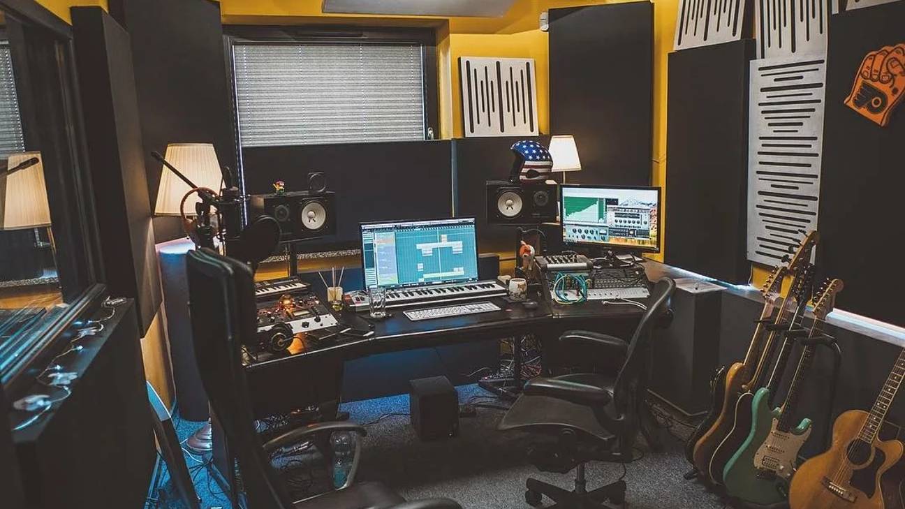 Productive Work Music — Tony Stark's Concentration Mix