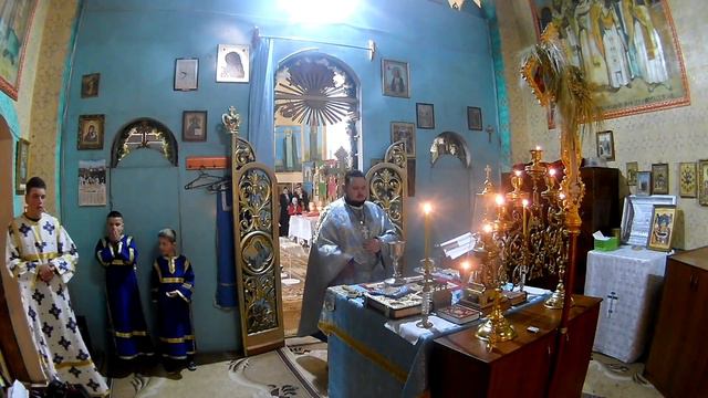 Літургія в день свята Покрови, та молебінь за воїнів. #Горошівці #пцу #буковина . 15.10.22р.