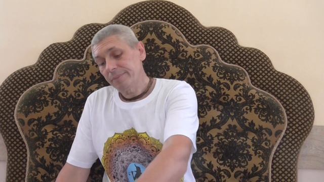 Воскресная лекция по Бхагавад Гите в Луганске