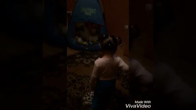 Не даём болеть Адеке.Время 23:00 и мы танцуем