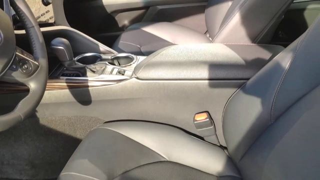 NEW Toyota Camry 2019 2.5 Hybrid Dynamic Force 218 KM Exterior And Interior
