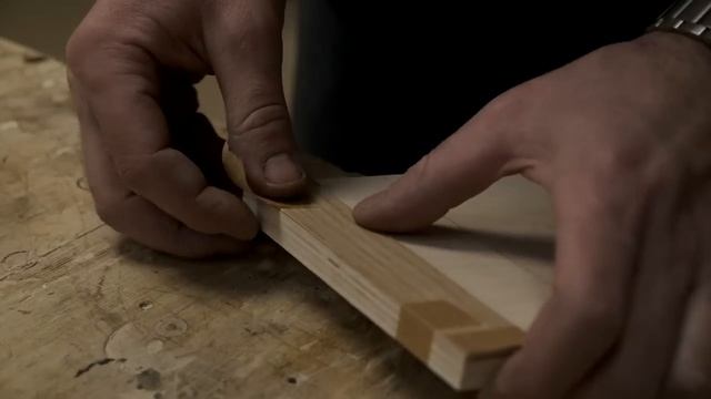 Приспособление для установки ножей фуганка, и немного работы со шпоном.