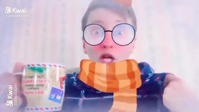 KWAI. Одевайтесь теплее! Кажется в этом году Дед Мороз - пердун!