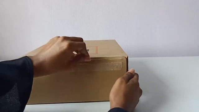 Unboxing - MacBook Air M1 And IPad 10.2-inch
