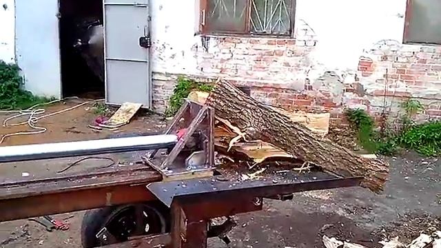 Log Splitter Industrial GA-20.1300 / Промышленный дровокол на 1,3м.