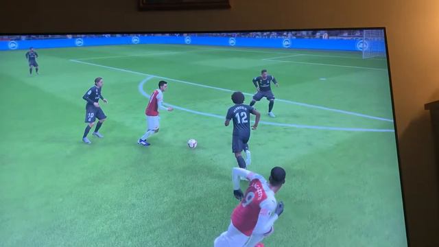 FIFA 19 Seasons Match ! Crazy Luck And Team Play ! Mesut Ozil With A Difficult Angle Volley ! 💥🎯💥