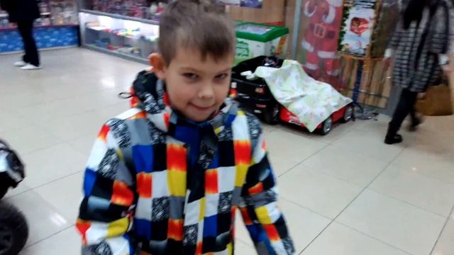 Данила и гироскутер. Малышляндия ТРЦ Джаз г. Северодонецк