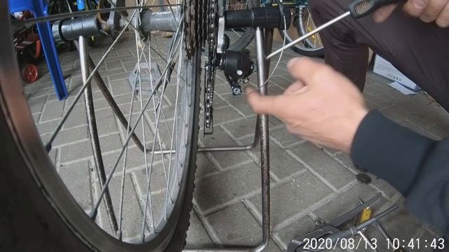 Замена и настройка заднего переключателя.