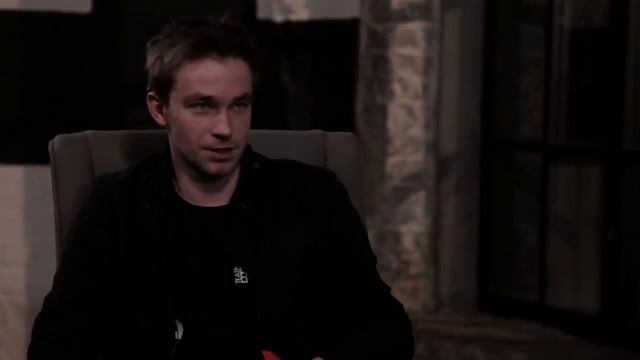 Петров. Сниматься голым - легко?