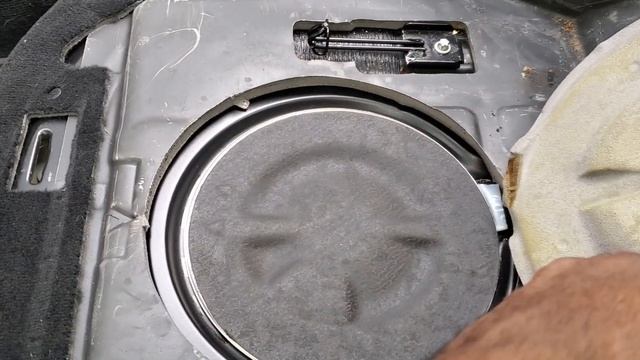 Where Is The Fuel Filter Pump Located On A Mercedes Benz S550?: How To Change Or Replacement