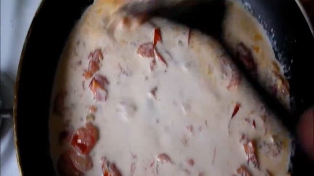 Паста с креветками в сливочном соусе /Pasta Con Gambas/Pasta With Shrimps