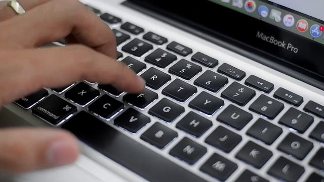 Macbook Pro 2011 Liệu Còn Dùng Tốt Trong Năm 2018 Này -  MD314