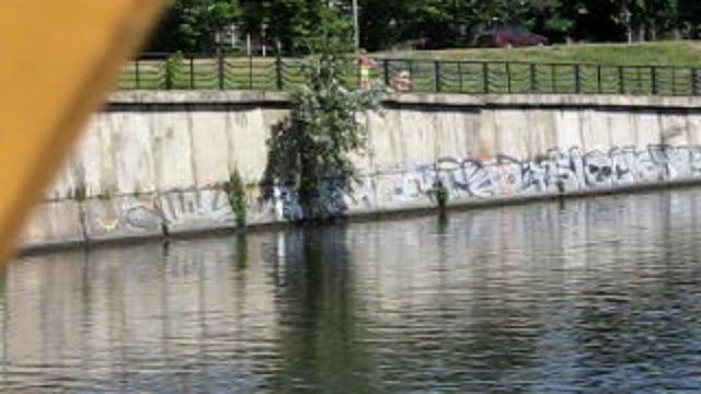 7038f772f11cced95c3a2e3eddd6189e