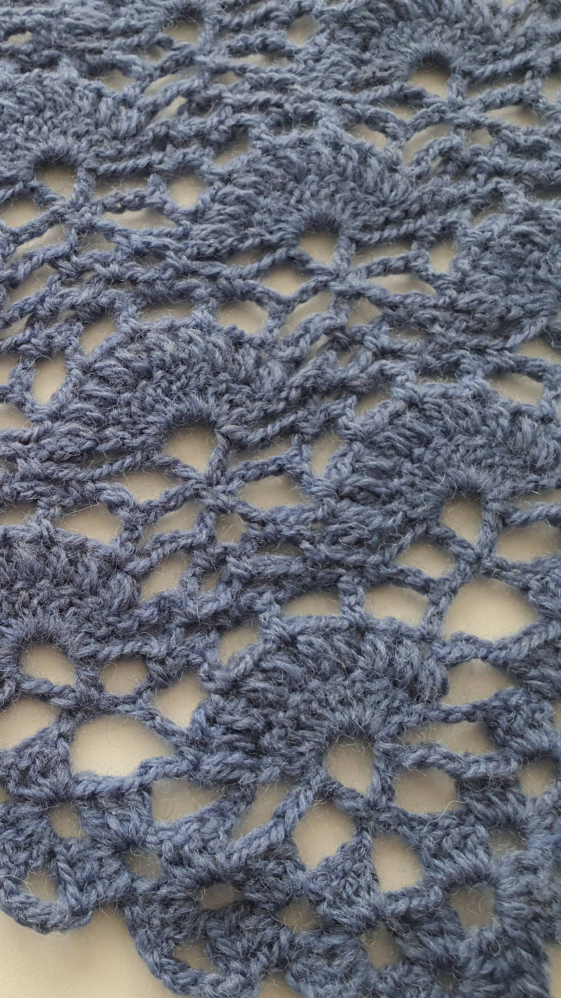 ВЯЖЕМ ШИКАРНУЮ ШАЛЬ КРЮЧКОМ МК. Вязание крючком #Shorts