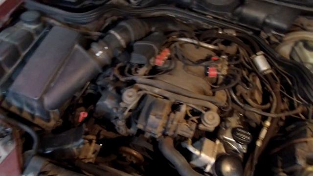 Никогда не используйте аэрозоли для облегчения запуска на 112, 113 двигателях Мерседес.