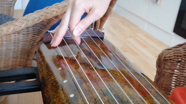 Гуцинь (古琴)/ Урок 2: приемы игры,  извлечение звуков 