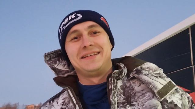 ??КАК ВЫИГРЫВАТЬ ГОНКИ? | Ижевские трековые гонки 2023 #гонкилёд