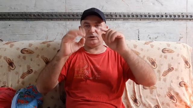 Стройка 10 часть. Уборка мусора и покраска железных уголков.