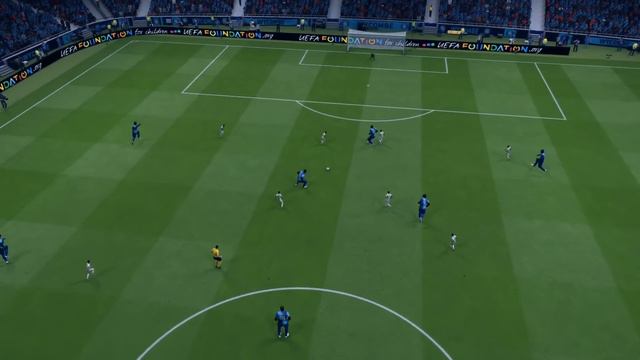 Giant Akinfenwa Team VS. Tiny Ronaldo Team! - FIFA 19 Head-To-Head Challenge