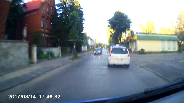 Поздновато. Калининград. 14.08.17