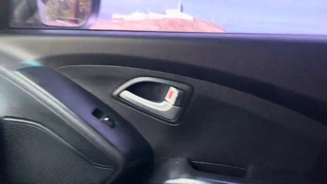 HYUNDAI TUCSON 2015 @autoskashiquique-mkrmotorsltda