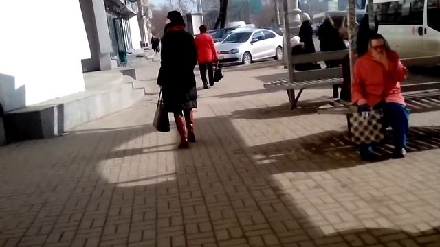 напротив ТЦ Солнечный рай