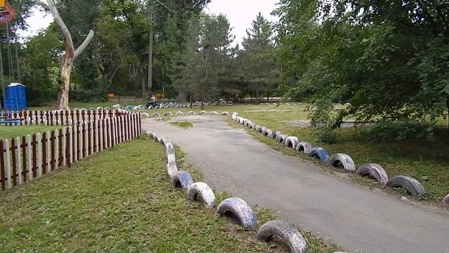 На квадроцикле