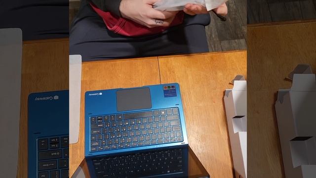 season GATEWAY episode (3) 11.6 CELERON 4GB/64GB NOTEBOOK