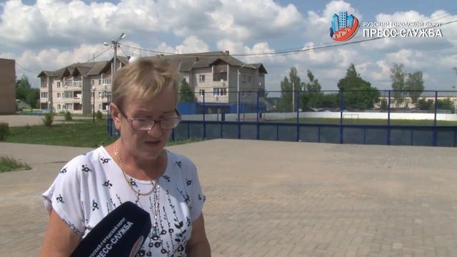 Вопрос главе: благоустройство хоккейной коробки