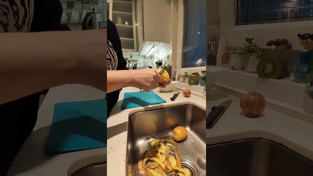 Как быстро почистить картошку.Лайфхак