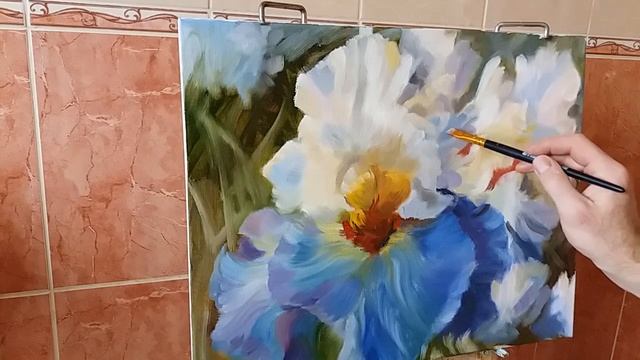 Цветок ириса крупным планом. Декоративная живопись масляными красками мастер-класс.