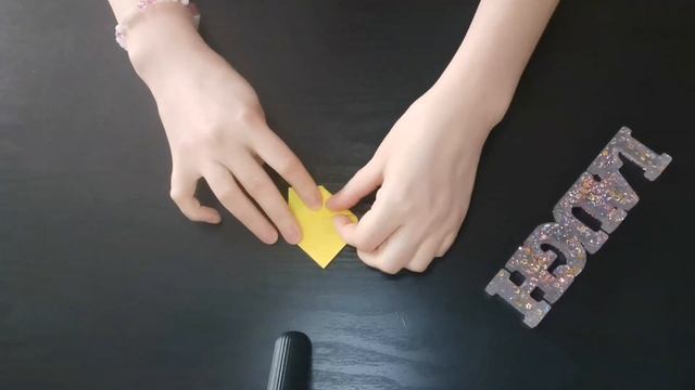 15.Origami Flowers for beginnersHow to make an origami flower? colourpaper origamiflowers diy