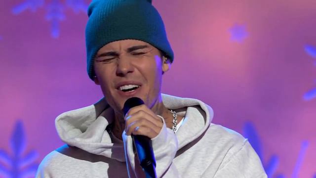 Justin Bieber Performing 