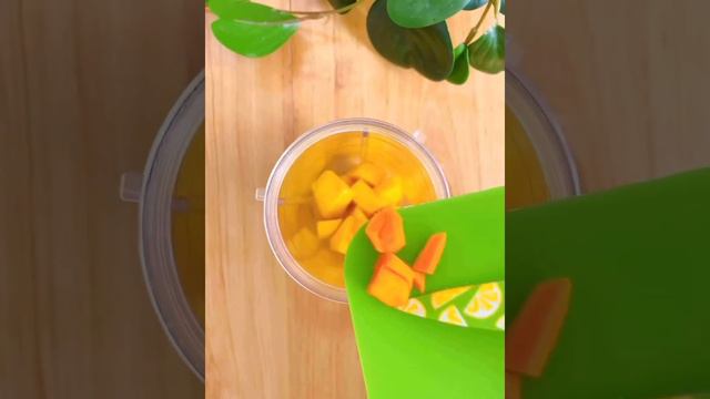 Golden Collagen Smoothie For Healthy Skin