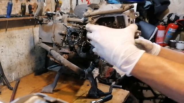 Разборка мотора Yamaha Gear 4t и нестандартные проблемы с ним