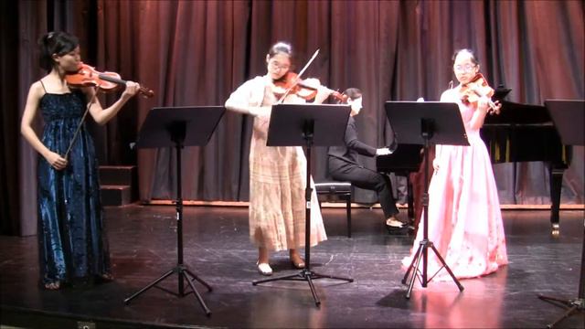 A.  Vivaldi. Concerto In B Minor No.10 For Four Violins  I. Allegro