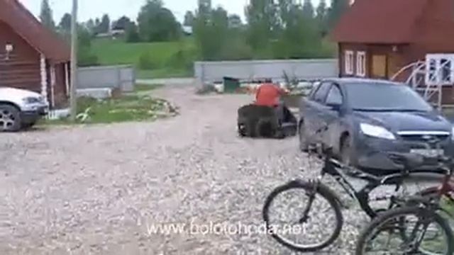 Танкетка гусеничный мини-вездеход