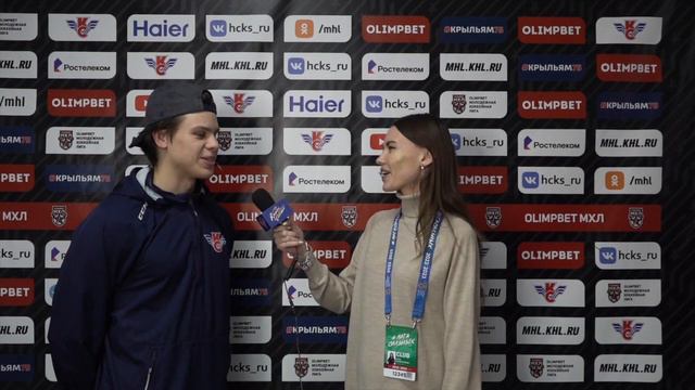 Максим Замула: 