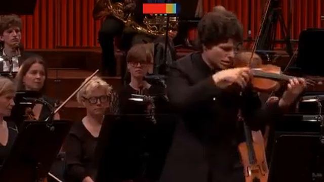Bartok: Violin Concerto No.2 Cadenza First Movement - Augustin Hadelich, Violin