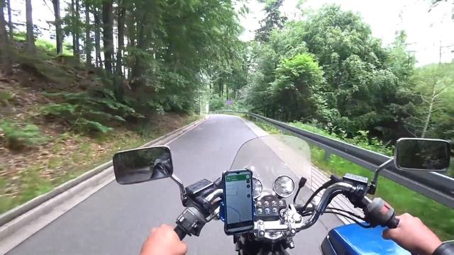 Хонда с коляской на горных дорогах