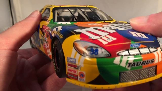 Review: 2003 Elliott Sadler #38 M&Ms Ford Taurus 1/24 NASCAR Diecast
