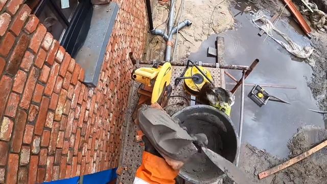 Bricklaying a flat arch  - how to do it ? (vallende strek) old farm rebuild (21)