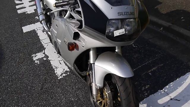 SUZUKI GSX R400R YOSHIMURA ヨシムラ 参考動画